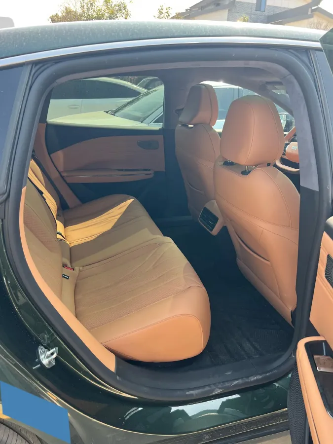 2025 Geely Galaxy Starshine 8 1.5T 163HP L4 3DHT PHEV 27.69KWH,autocango,china used car exporter,china ev exporter,chinese used car exporter,chinese used ev exporter