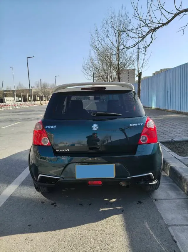 2016 Suzuki Swift 1.5L 103HP L4 4AT,autocango,china used car exporter,china ev exporter,chinese used car exporter,chinese used ev exporter