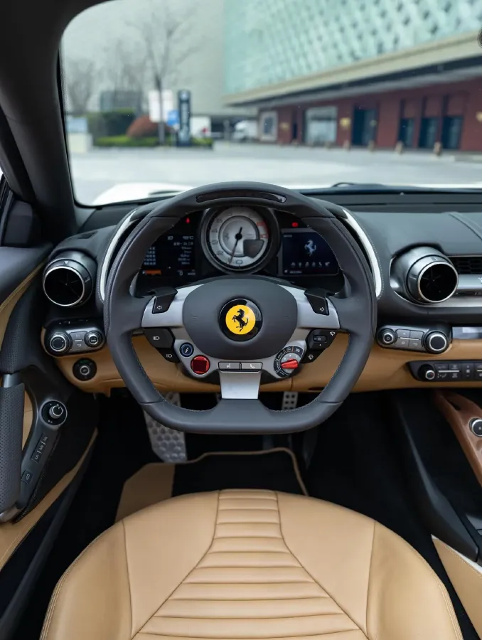 2020 Ferrari 812 6.5L 800HP V12 7DCT,autocango,china used car exporter,china ev exporter,chinese used car exporter,chinese used ev exporter