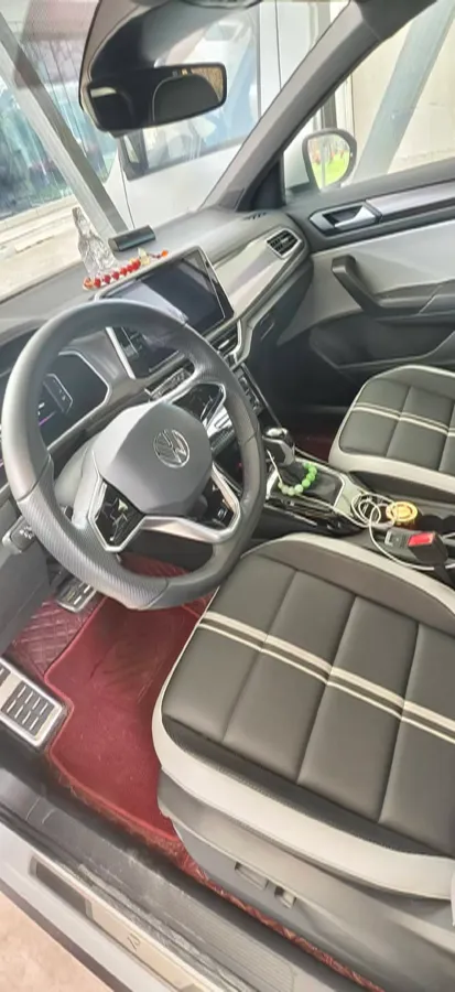 2023 Volkswagen T-Roc 1.5T 160HP L4 7DCT,autocango,china used car exporter,china ev exporter,chinese used car exporter,chinese used ev exporter