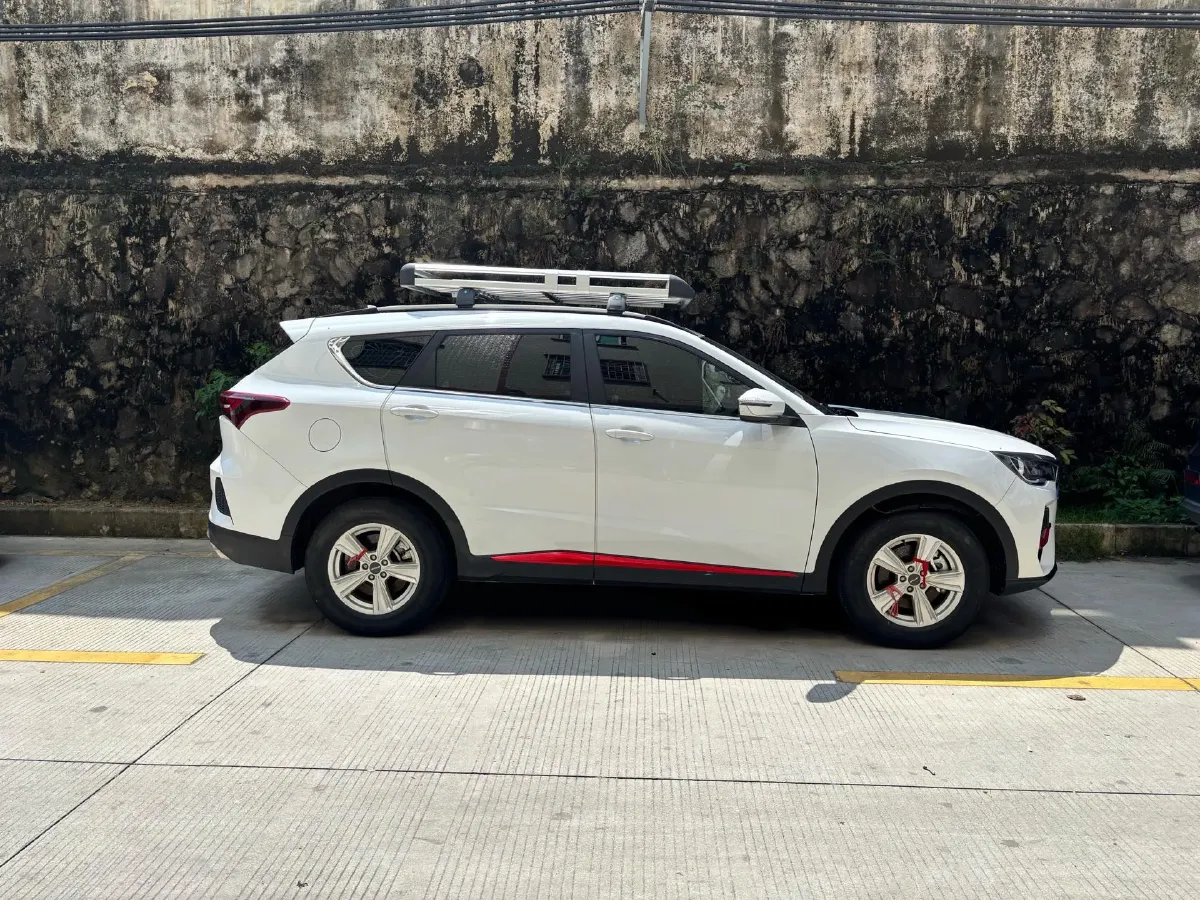 2023 Jetour X70 1.5T 156HP L4 6MT,autocango,china used car exporter,china ev exporter,chinese used car exporter,chinese used ev exporter