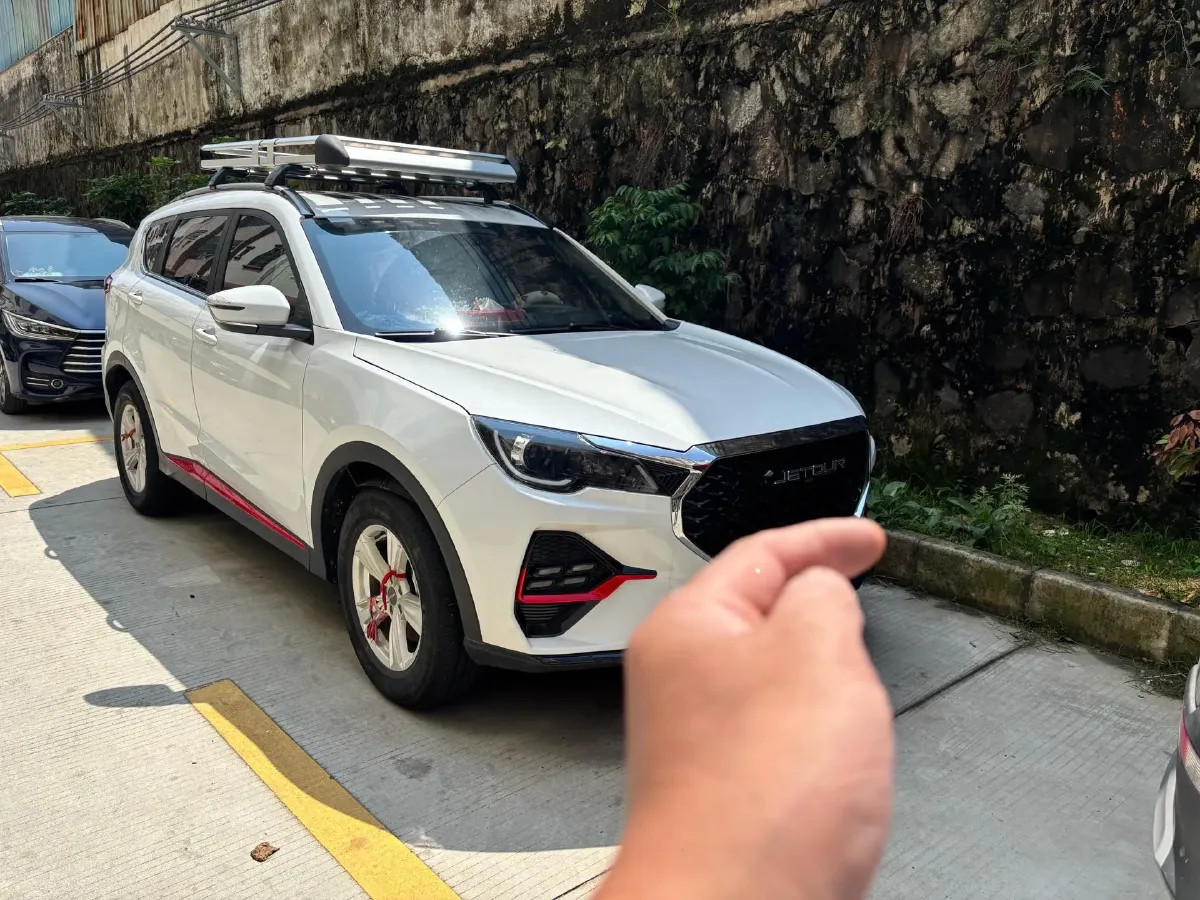 2023 Jetour X70 1.5T 156HP L4 6MT,autocango,china used car exporter,china ev exporter,chinese used car exporter,chinese used ev exporter