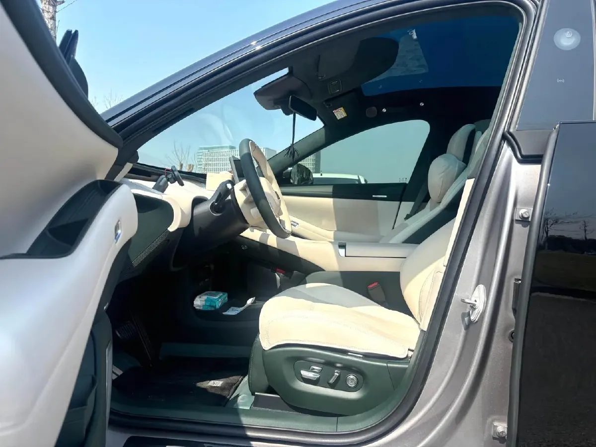 2025 MI YU7 BEV 101.7KWH,autocango,china used car exporter,china ev exporter,chinese used car exporter,chinese used ev exporter