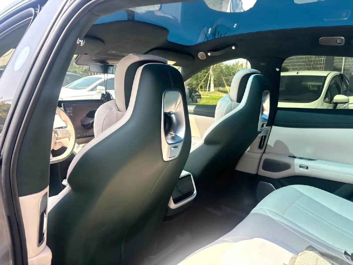 2025 MI YU7 BEV 101.7KWH,autocango,china used car exporter,china ev exporter,chinese used car exporter,chinese used ev exporter