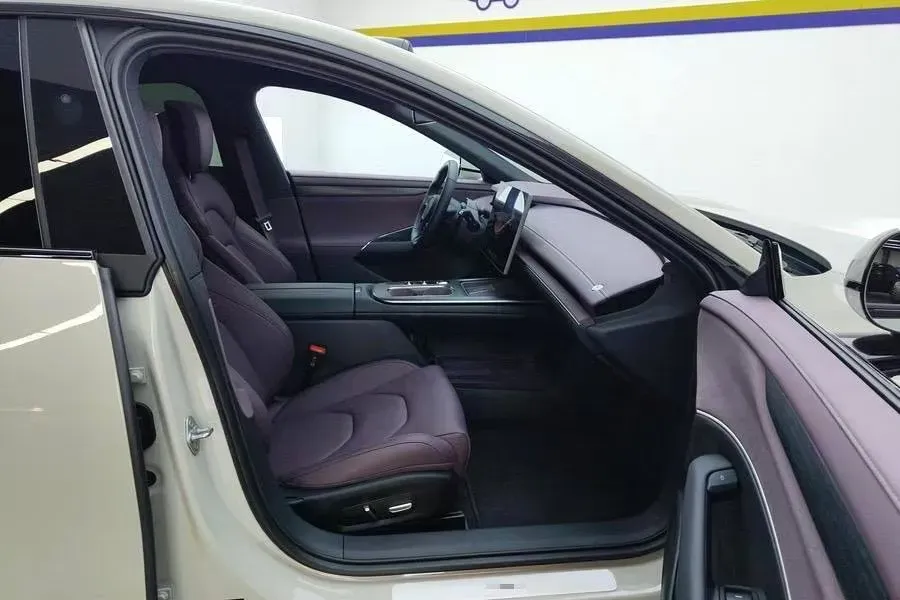 2024 MI SU7 BEV 94.3KWH,autocango,china used car exporter,china ev exporter,chinese used car exporter,chinese used ev exporter