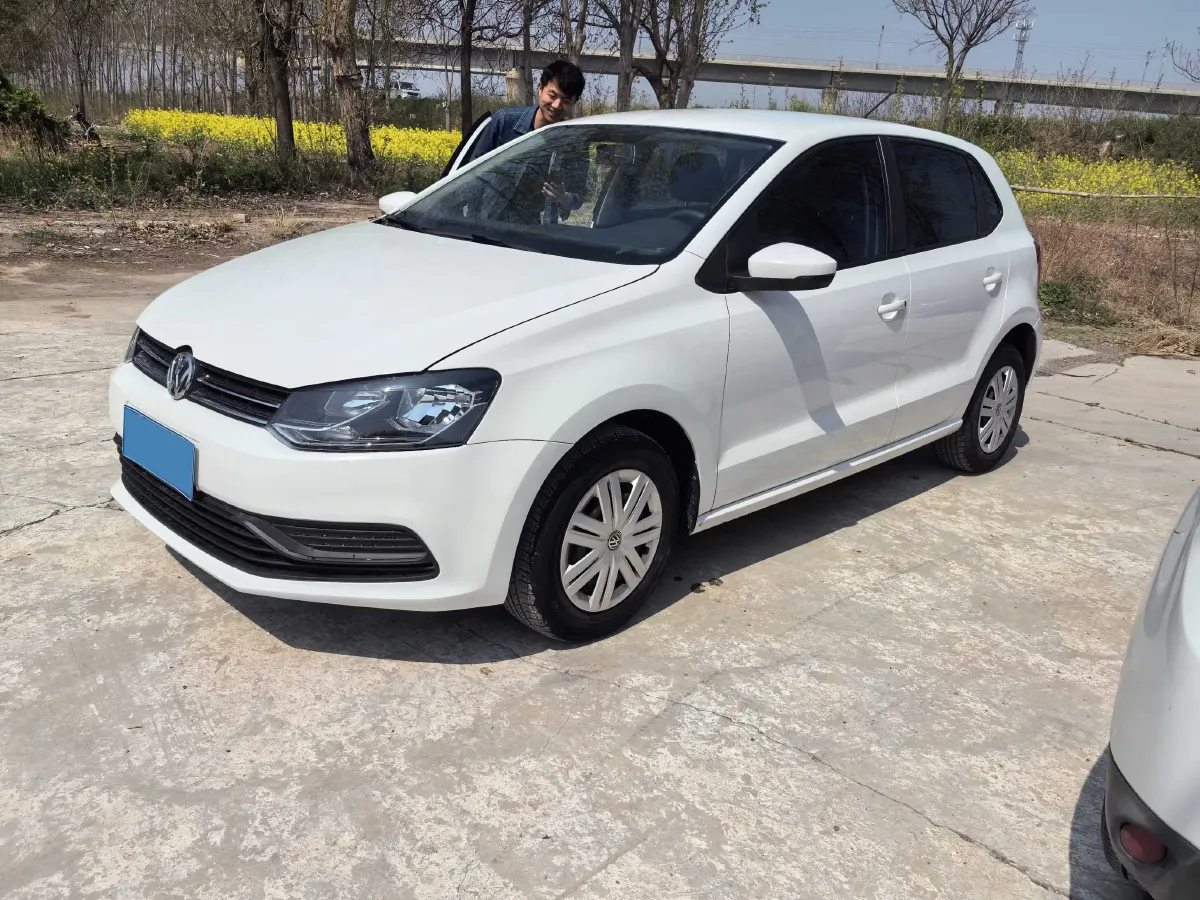 2016 Volkswagen Polo 1.4L 90HP L4 6AT,autocango,china used car exporter,china ev exporter,chinese used car exporter,chinese used ev exporter