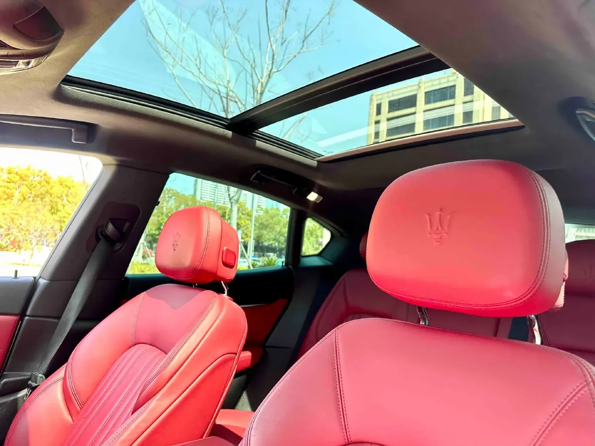 2019 Maserati Levante 3.0T 350HP V6 8AT,autocango,china used car exporter,china ev exporter,chinese used car exporter,chinese used ev exporter