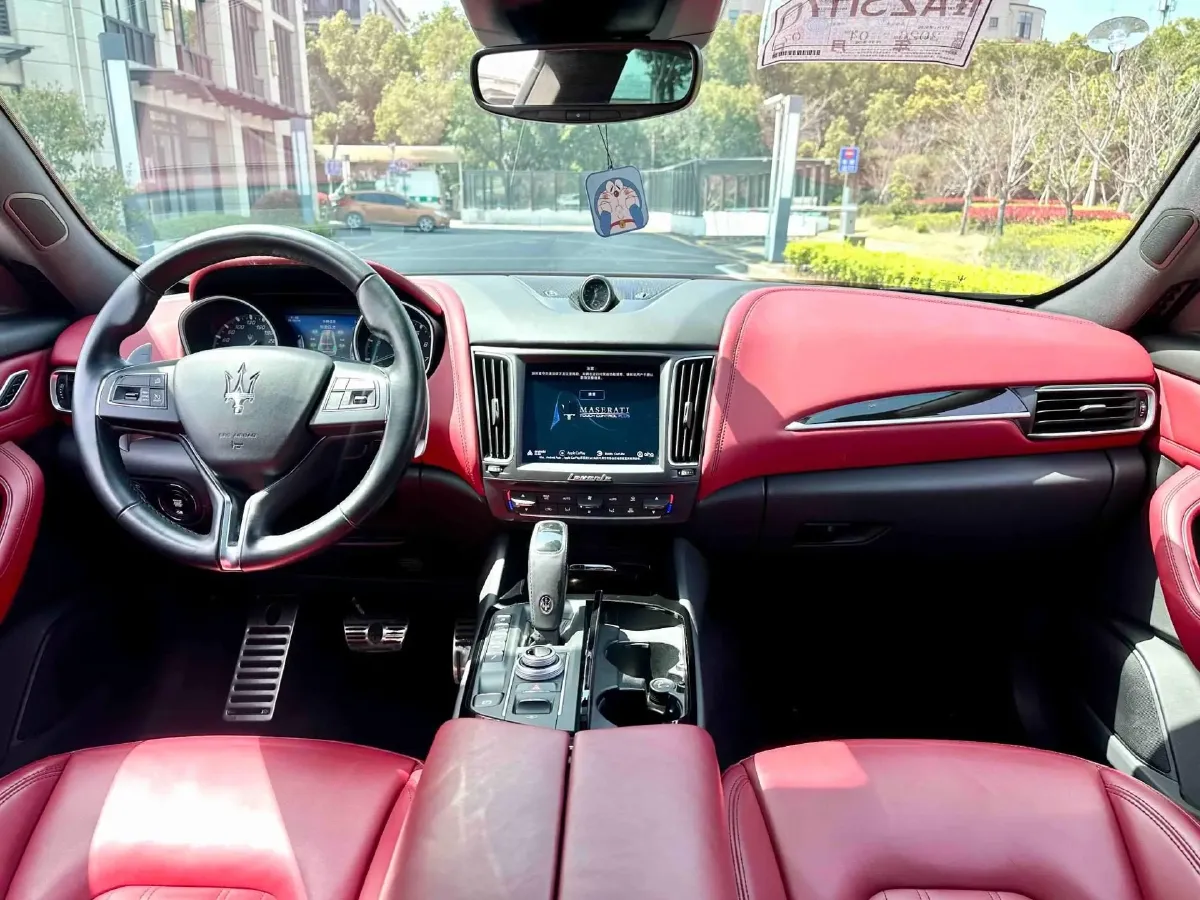 2019 Maserati Levante 3.0T 350HP V6 8AT,autocango,china used car exporter,china ev exporter,chinese used car exporter,chinese used ev exporter