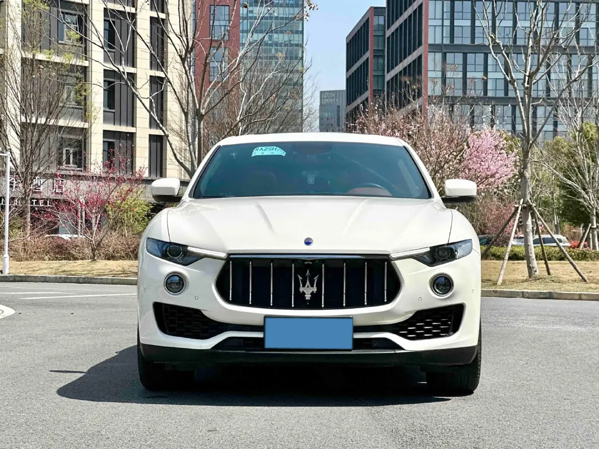 2019 Maserati Levante 3.0T 350HP V6 8AT,autocango,china used car exporter,china ev exporter,chinese used car exporter,chinese used ev exporter