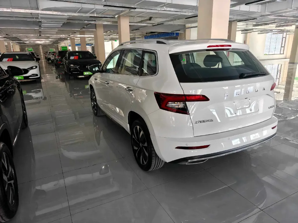 2022 Skoda Karoq 1.4T 150HP L4 7DCT,autocango,china used car exporter,china ev exporter,chinese used car exporter,chinese used ev exporter