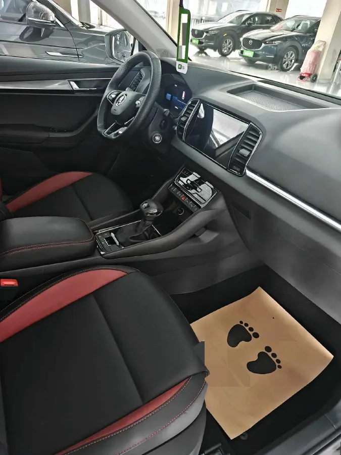 2022 Skoda Karoq 1.4T 150HP L4 7DCT,autocango,china used car exporter,china ev exporter,chinese used car exporter,chinese used ev exporter