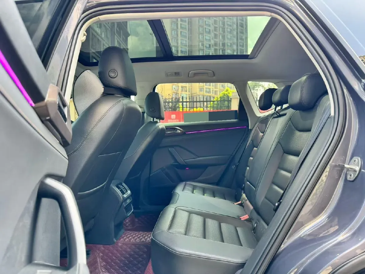 2019 Jeep Compass 1.3T 173HP L4 9AT,autocango,china used car exporter,china ev exporter,chinese used car exporter,chinese used ev exporter