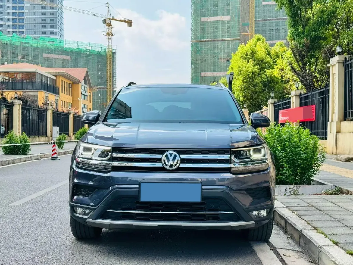 2019 Jeep Compass 1.3T 173HP L4 9AT,autocango,china used car exporter,china ev exporter,chinese used car exporter,chinese used ev exporter