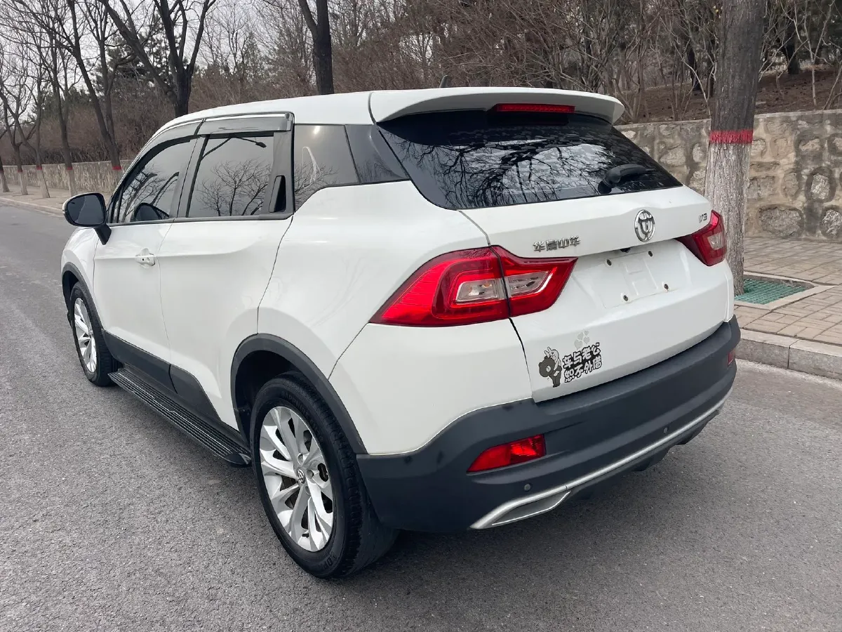 2017 Brilliance Auto V3 1.5L 112HP L4 5AT,autocango,china used car exporter,china ev exporter,chinese used car exporter,chinese used ev exporter