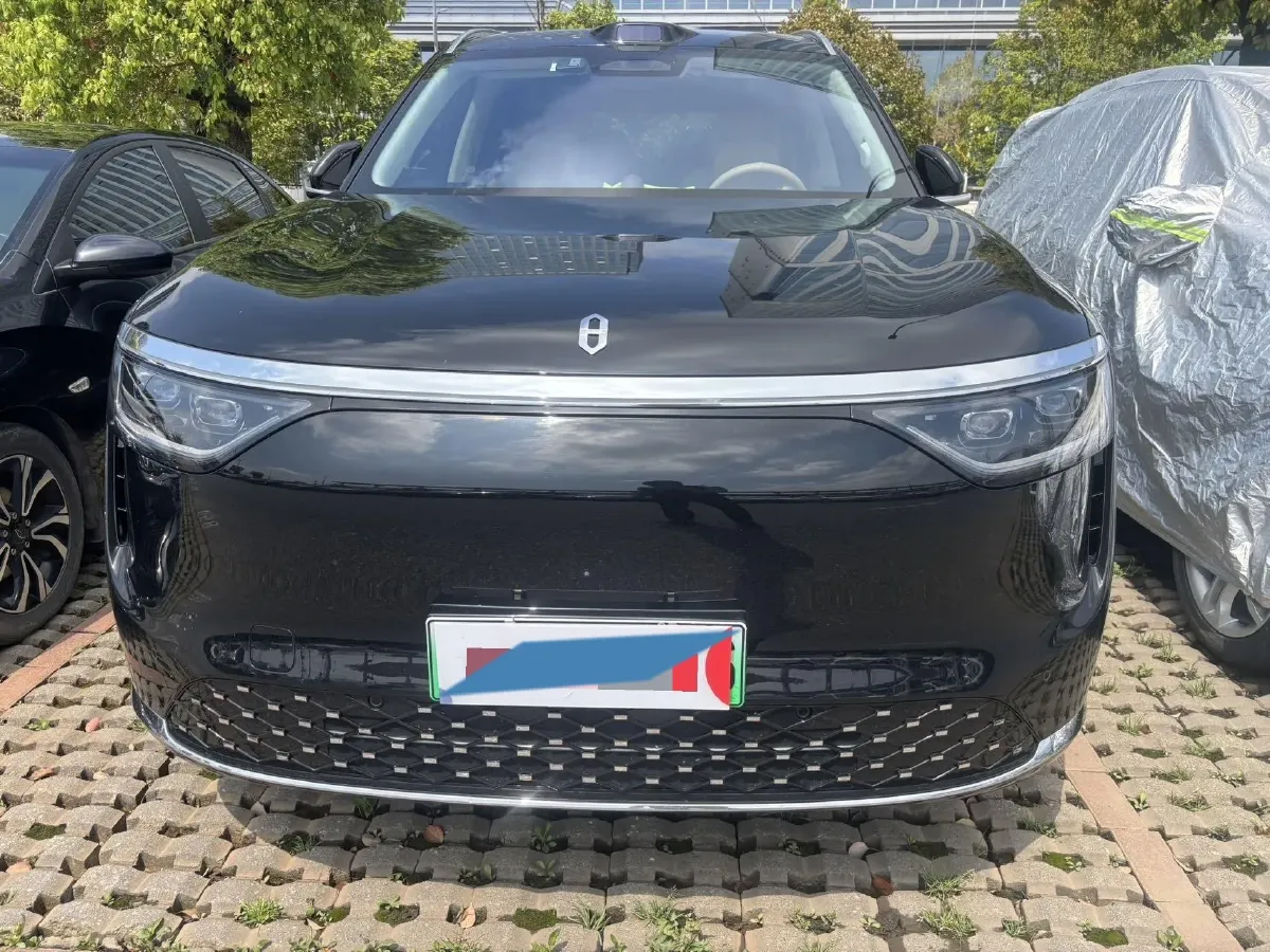 2025 AITO AITO M8 REEV 160HP REEV 53.4KWH,autocango,china used car exporter,china ev exporter,chinese used car exporter,chinese used ev exporter