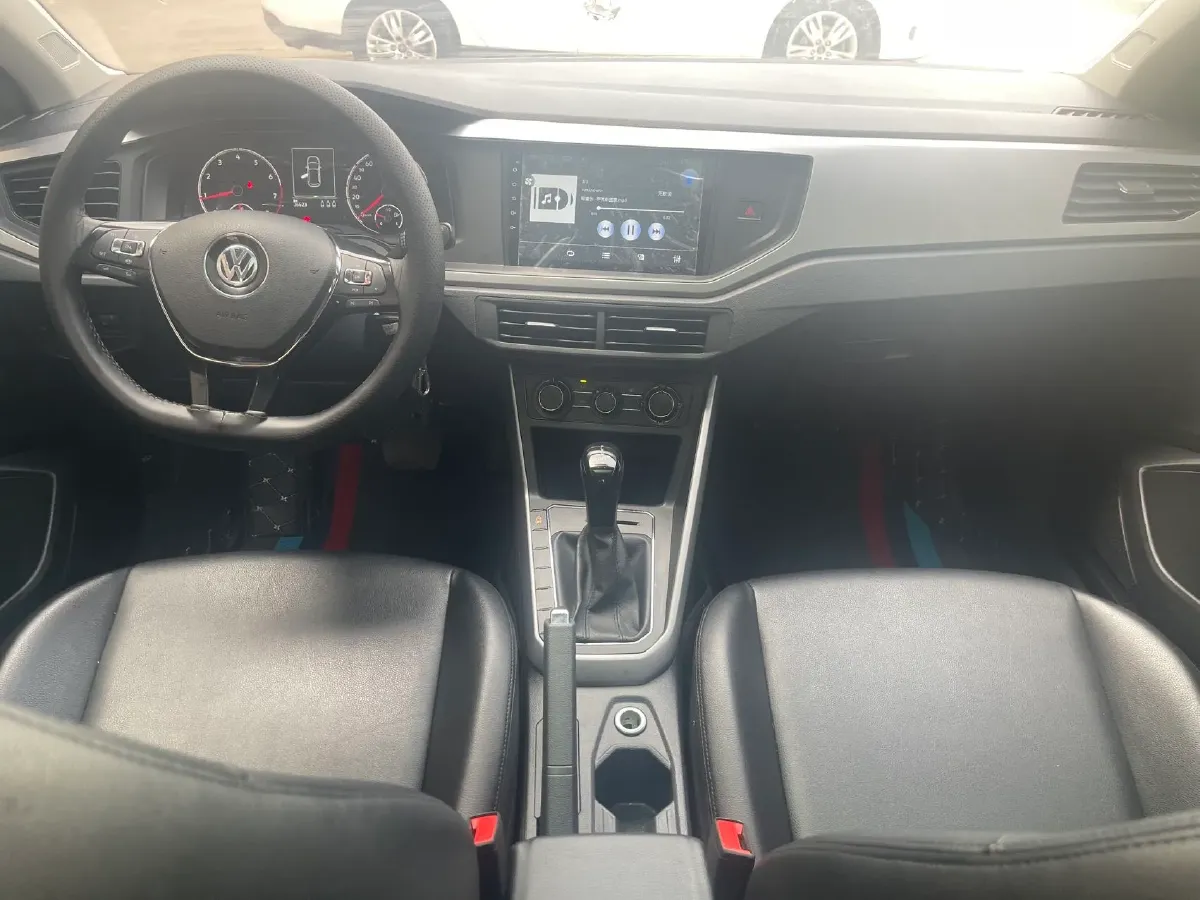 2019 Volkswagen Polo 1.5L 113HP L4 6AT,autocango,china used car exporter,china ev exporter,chinese used car exporter,chinese used ev exporter
