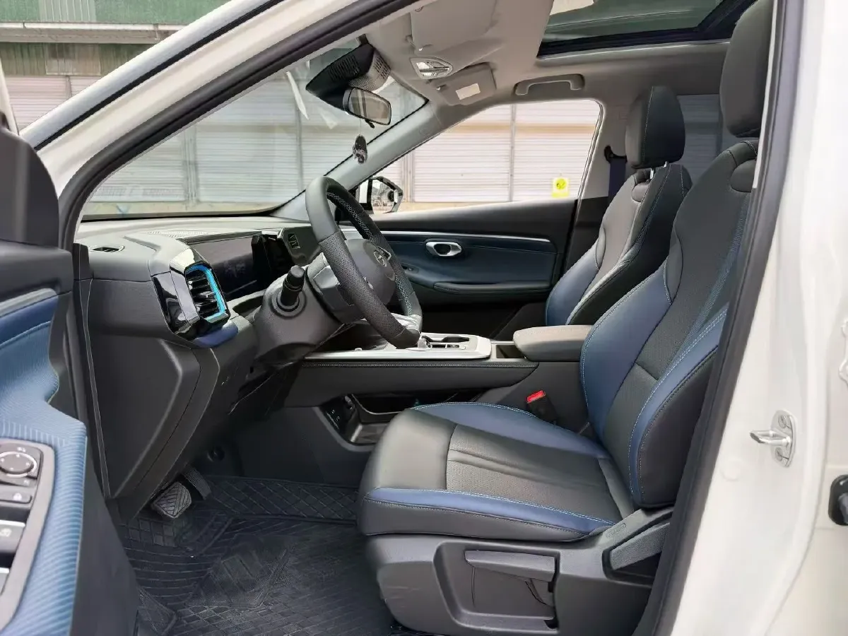 2025 GAC Trumpchi GS3 1.5T 177HP L4 7DCT,autocango,china used car exporter,china ev exporter,chinese used car exporter,chinese used ev exporter