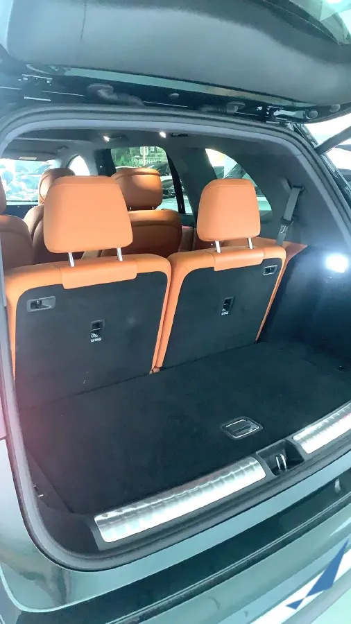 2025 AITO AITO M8 REEV 160HP REEV 53.4KWH,autocango,china used car exporter,china ev exporter,chinese used car exporter,chinese used ev exporter