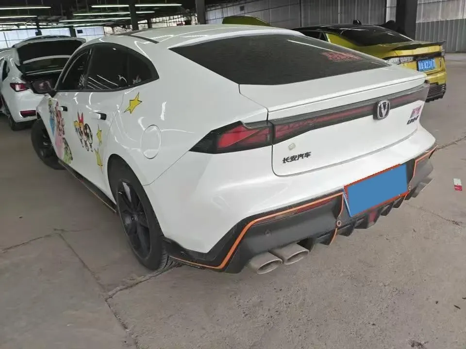 2023 ChangAn UNI-V 2.0T 233HP L4 8AT,autocango,china used car exporter,china ev exporter,chinese used car exporter,chinese used ev exporter