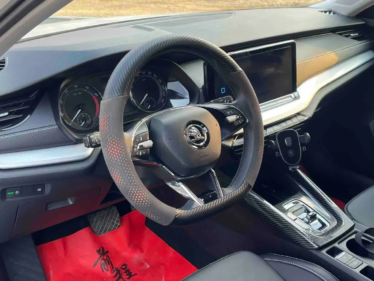 2021 Skoda Octavia 1.4T 150HP L4 7DCT,autocango,china used car exporter,china ev exporter,chinese used car exporter,chinese used ev exporter