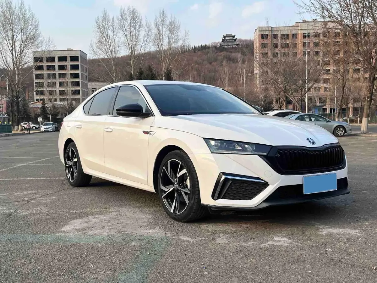 2021 Skoda Octavia 1.4T 150HP L4 7DCT,autocango,china used car exporter,china ev exporter,chinese used car exporter,chinese used ev exporter