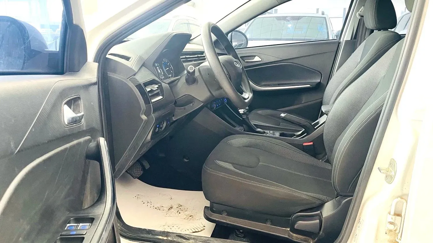 2024 Chery Tiggo 3x 1.5L 116HP L4 CVT,autocango,china used car exporter,china ev exporter,chinese used car exporter,chinese used ev exporter