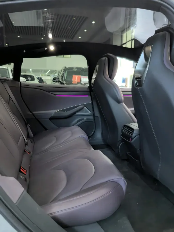 2024 MI SU7 BEV 101KWH,autocango,china used car exporter,china ev exporter,chinese used car exporter,chinese used ev exporter