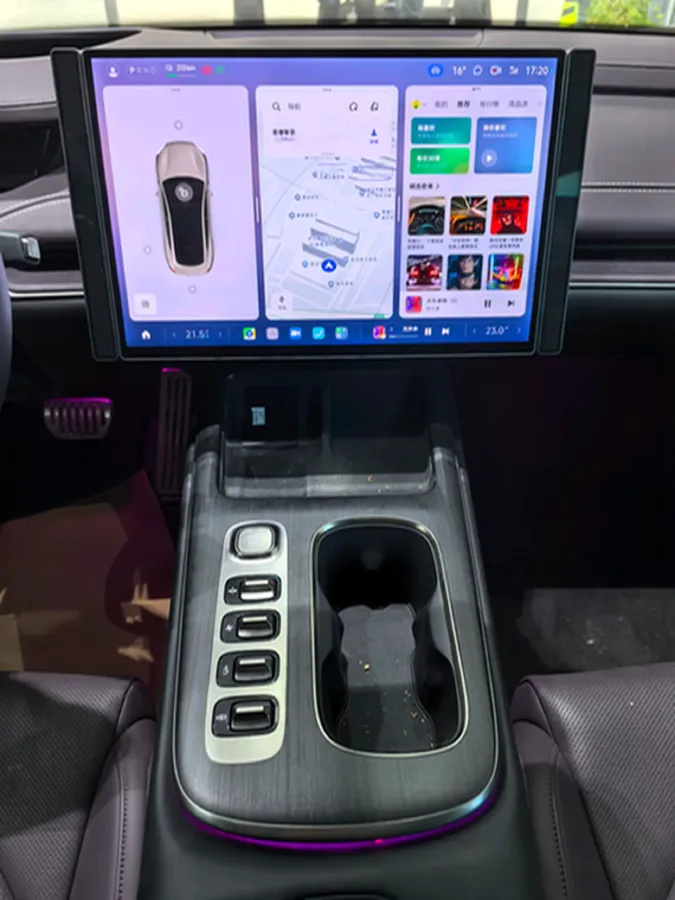 2024 MI SU7 BEV 101KWH,autocango,china used car exporter,china ev exporter,chinese used car exporter,chinese used ev exporter