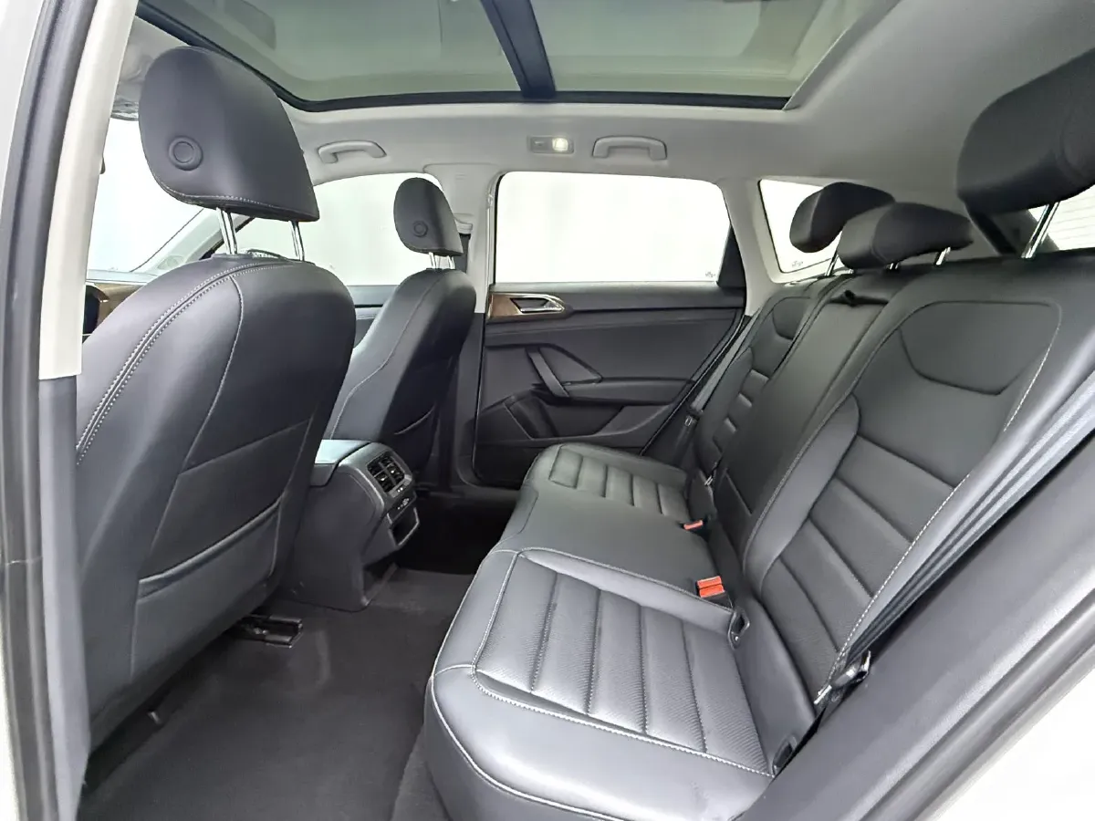 2022 Volkswagen Tharu 1.4T 150HP L4 7DCT,autocango,china used car exporter,china ev exporter,chinese used car exporter,chinese used ev exporter