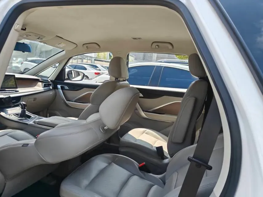 2021 Geely JiaJi 1.5T 177HP L3 6MT,autocango,china used car exporter,china ev exporter,chinese used car exporter,chinese used ev exporter