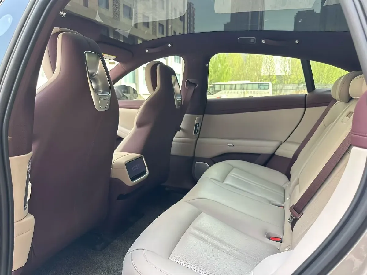 2025 MI YU7 BEV 96.3KWH,autocango,china used car exporter,china ev exporter,chinese used car exporter,chinese used ev exporter