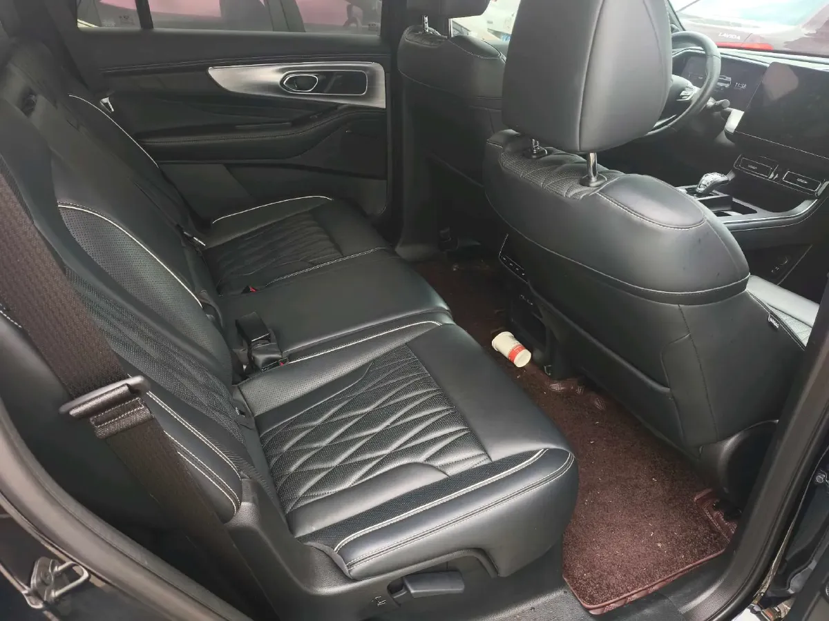 2022 GAC Trumpchi GS8 2.0T 252HP L4 8AT,autocango,china used car exporter,china ev exporter,chinese used car exporter,chinese used ev exporter