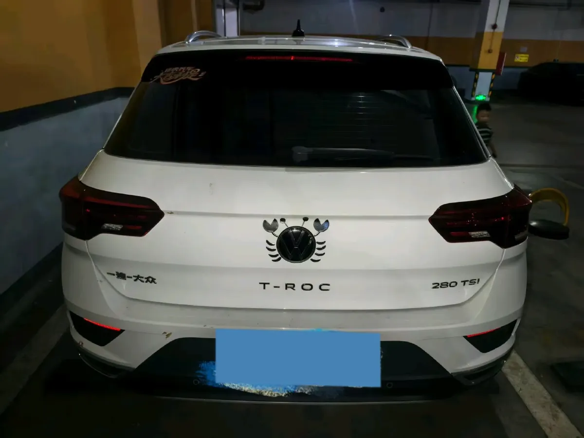 2022 Volkswagen T-Roc 1.4T 150HP L4 7DCT,autocango,china used car exporter,china ev exporter,chinese used car exporter,chinese used ev exporter