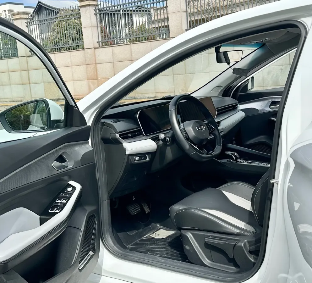 2024 Geely Binray 1.5T 181HP L4 7DCT,autocango,china used car exporter,china ev exporter,chinese used car exporter,chinese used ev exporter