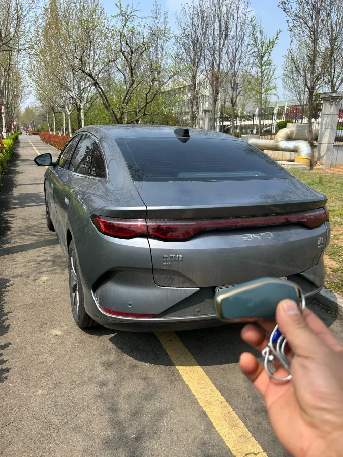 2025 BYD QinL BEV,autocango,china used car exporter,china ev exporter,chinese used car exporter,chinese used ev exporter