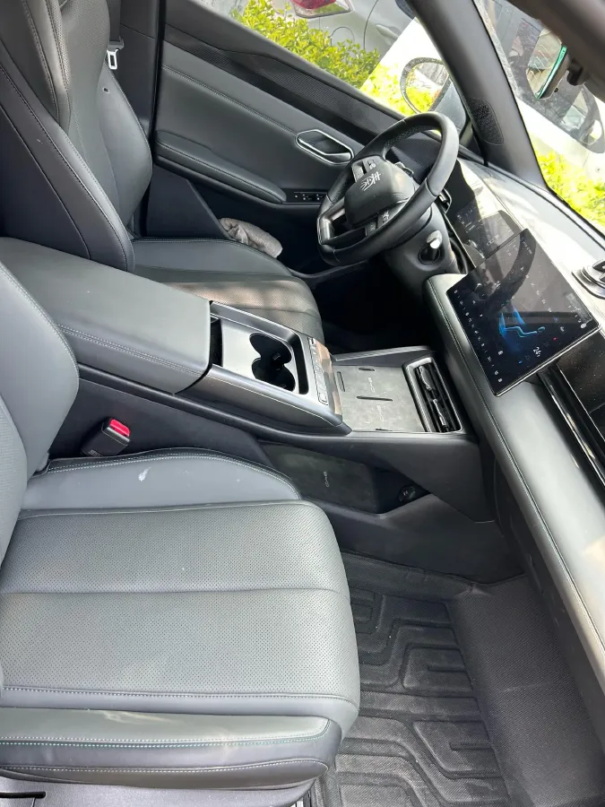 2025 BYD QinL BEV,autocango,china used car exporter,china ev exporter,chinese used car exporter,chinese used ev exporter