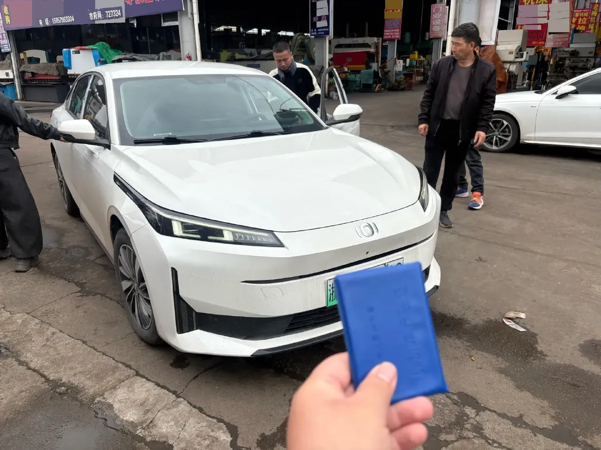 2024 ChangAn QiYuan A05 1.5L 110HP L4 E-CVT PHEV 9.07KWH,autocango,china used car exporter,china ev exporter,chinese used car exporter,chinese used ev exporter