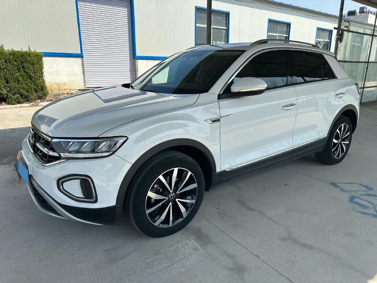 2024 Volkswagen T-Roc 1.4T 150HP L4 7DCT,autocango,china used car exporter,china ev exporter,chinese used car exporter,chinese used ev exporter
