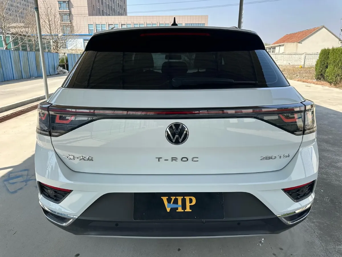 2024 Volkswagen T-Roc 1.4T 150HP L4 7DCT,autocango,china used car exporter,china ev exporter,chinese used car exporter,chinese used ev exporter