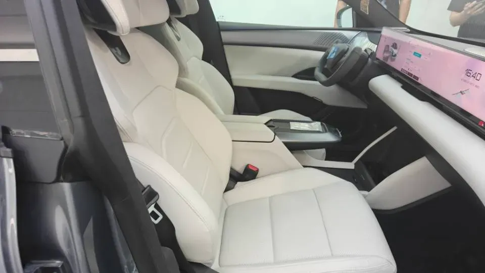 2025 JiYue 01 BEV 71.4KWH,autocango,china used car exporter,china ev exporter,chinese used car exporter,chinese used ev exporter