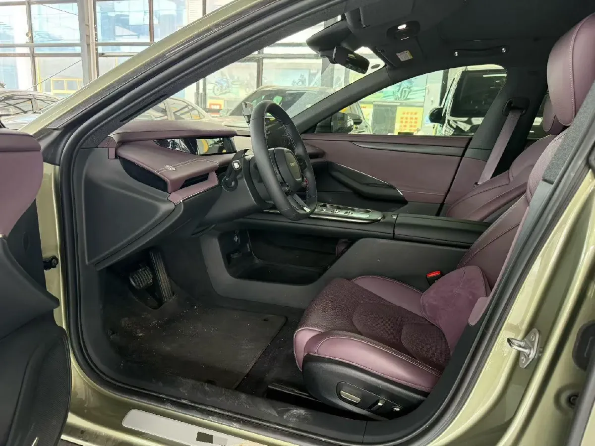 2024 MI SU7 BEV 73.6KWH,autocango,china used car exporter,china ev exporter,chinese used car exporter,chinese used ev exporter