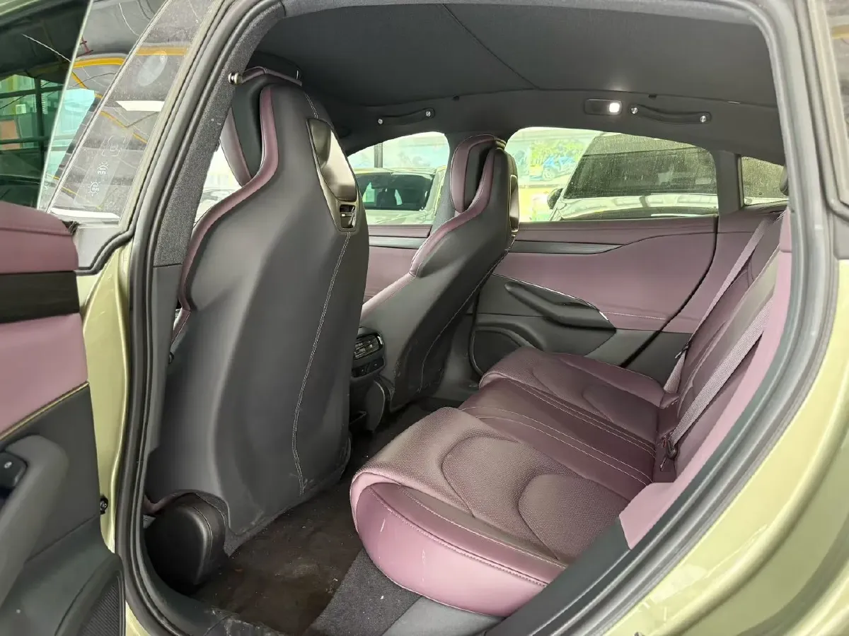 2024 MI SU7 BEV 73.6KWH,autocango,china used car exporter,china ev exporter,chinese used car exporter,chinese used ev exporter