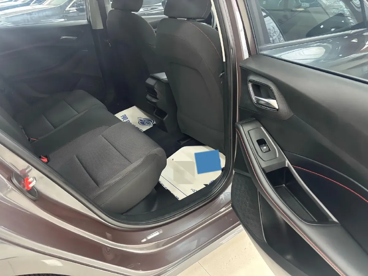 2023 MG 5 1.5L 129HP L4 5MT,autocango,china used car exporter,china ev exporter,chinese used car exporter,chinese used ev exporter