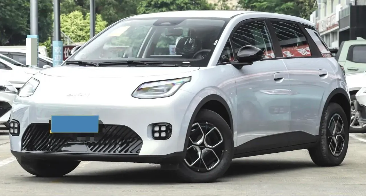 2025 Aion AION UT BEV,autocango,china used car exporter,china ev exporter,chinese used car exporter,chinese used ev exporter