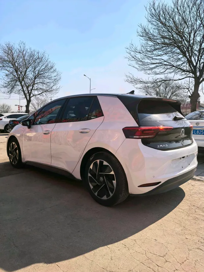 2023 Volkswagen ID.3 BEV 52.8KWH,autocango,china used car exporter,china ev exporter,chinese used car exporter,chinese used ev exporter
