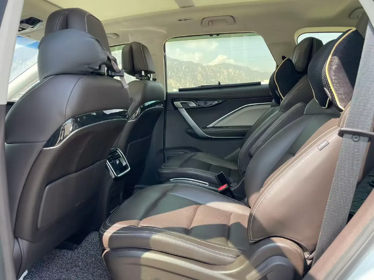 2019 Geely JiaJi 1.5T 177HP L3 7DCT,autocango,china used car exporter,china ev exporter,chinese used car exporter,chinese used ev exporter