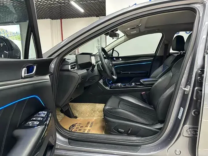 2020 Kia K5 2.0T 240HP L4 8AT,autocango,china used car exporter,china ev exporter,chinese used car exporter,chinese used ev exporter