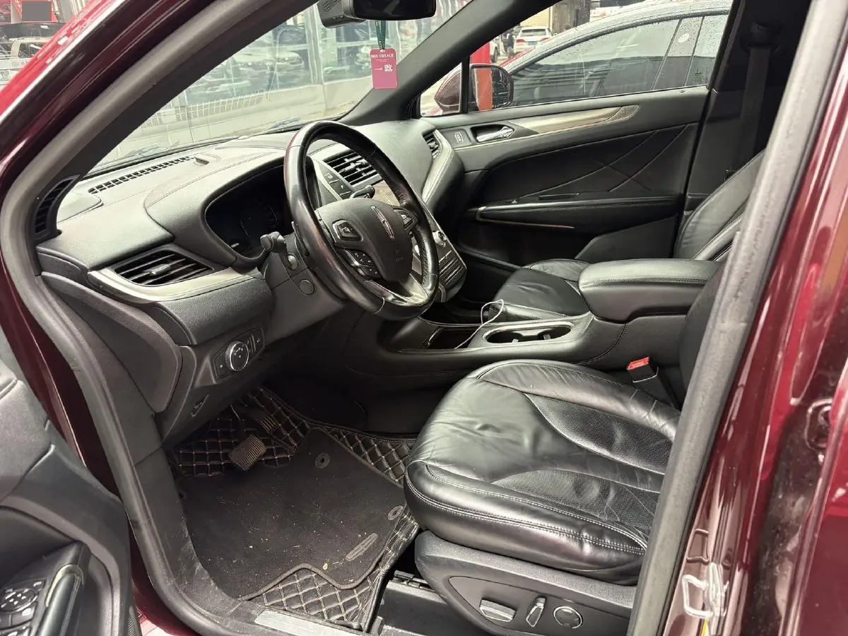 2018 Lincoln MKC 2.0T 203HP L4 6AT,autocango,china used car exporter,china ev exporter,chinese used car exporter,chinese used ev exporter