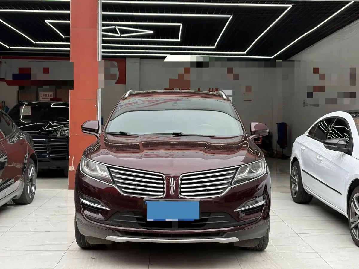 2018 Lincoln MKC 2.0T 203HP L4 6AT,autocango,china used car exporter,china ev exporter,chinese used car exporter,chinese used ev exporter