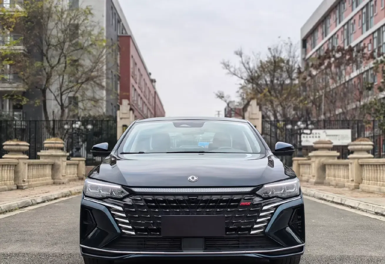 2023 DongFeng Aeolus YiXuan MAX 1.5T 190HP L4 7DCT,autocango,china used car exporter,china ev exporter,chinese used car exporter,chinese used ev exporter